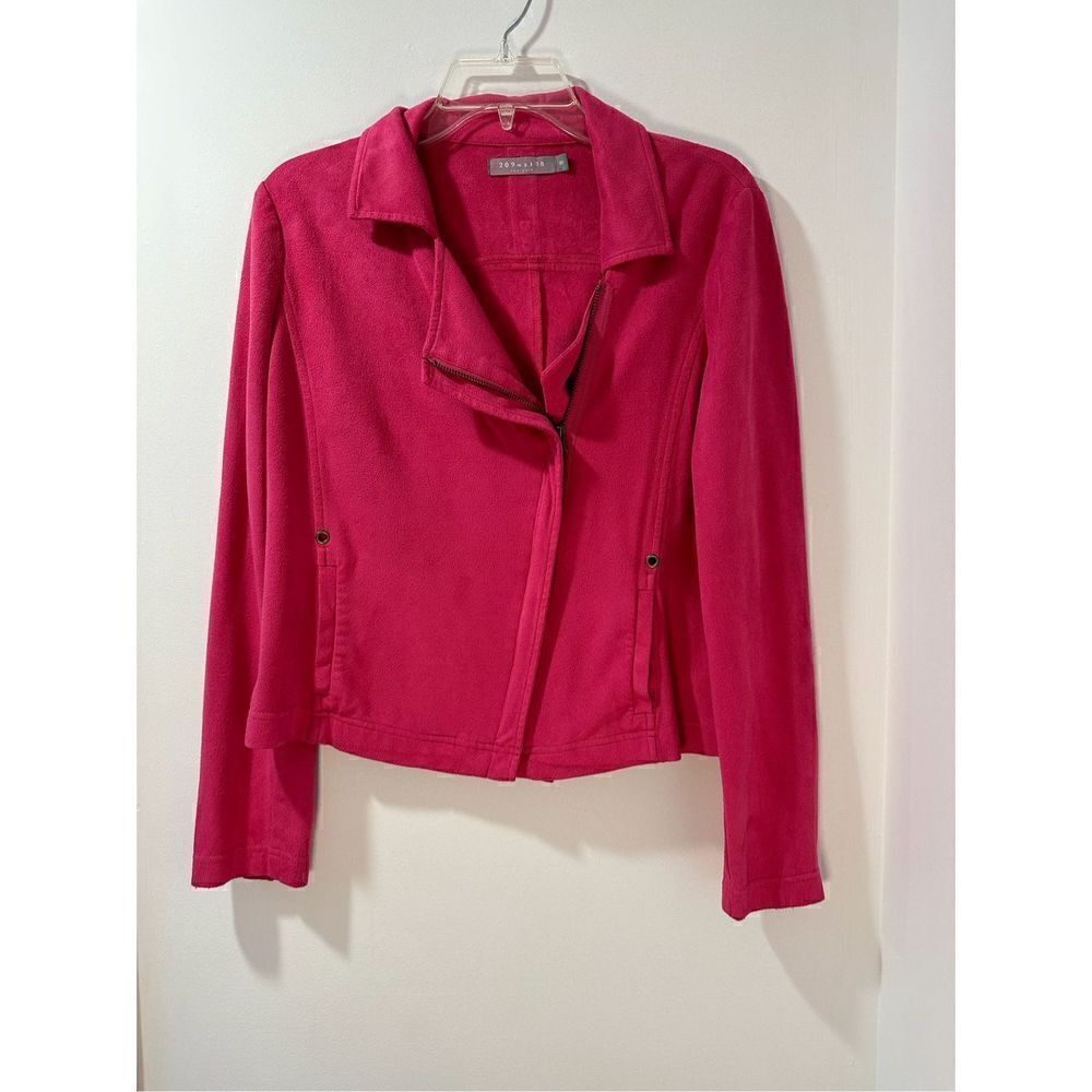209 wst 38th women’s hot pink zip up jacket w/ button detail size 8 #34-0864